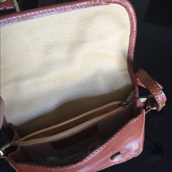 🚫SOLD🚫Vera Pelle Authentic Crossbody Leather Bag - Picture 4 of 6